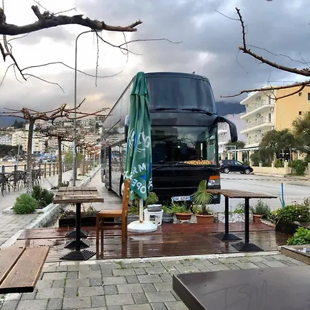 Bus Hotel On The Go Tiran