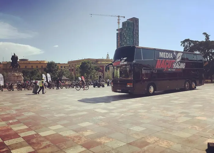 Bus Hotel On The Go