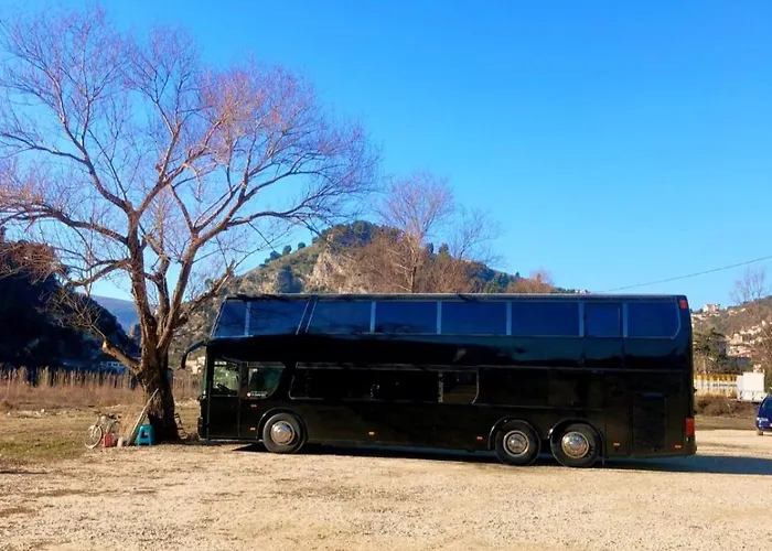 Campsite Bus Hotel On The Go *